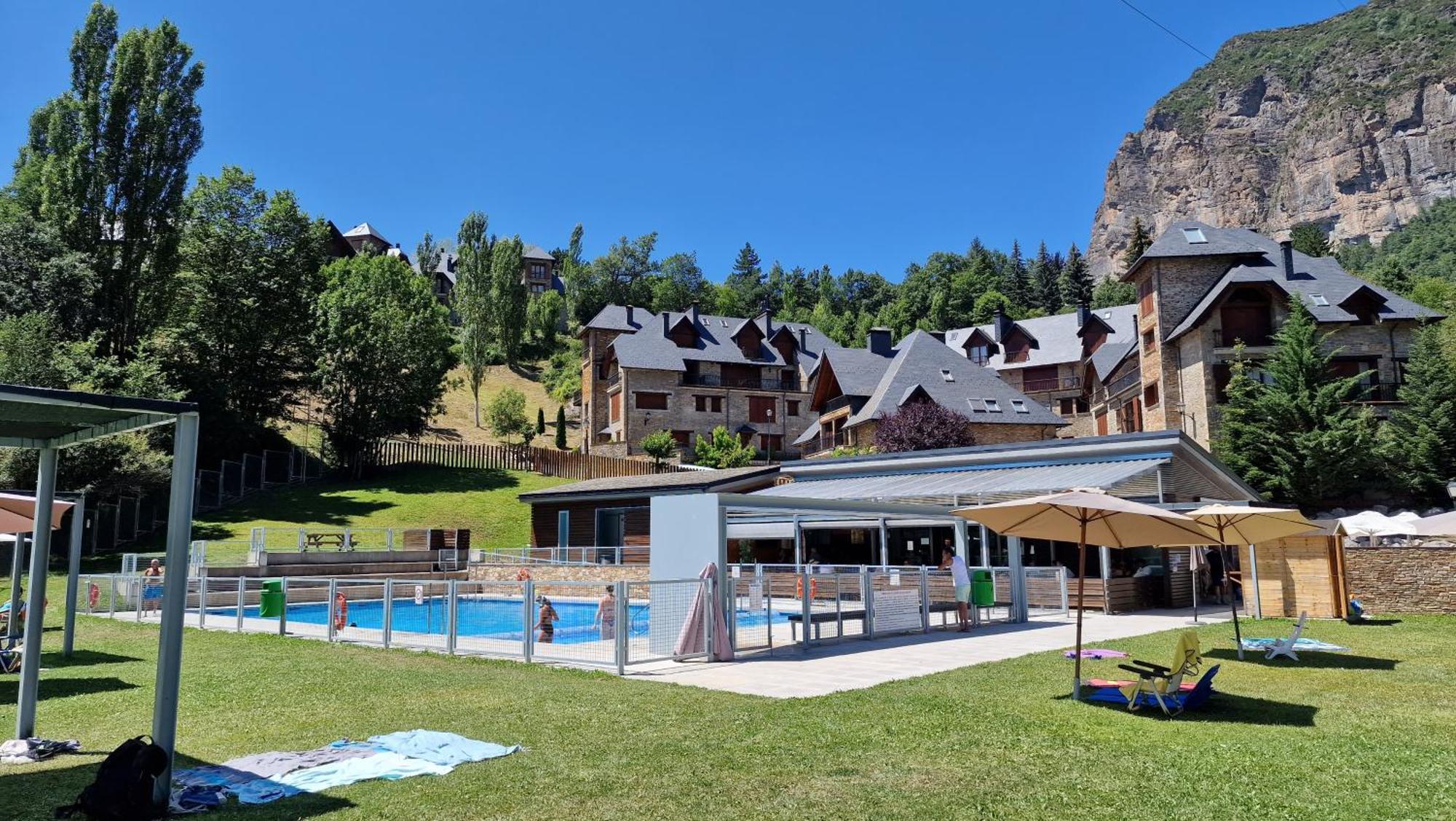 Valtrama Suite Tramacastilla de Tena Exterior foto